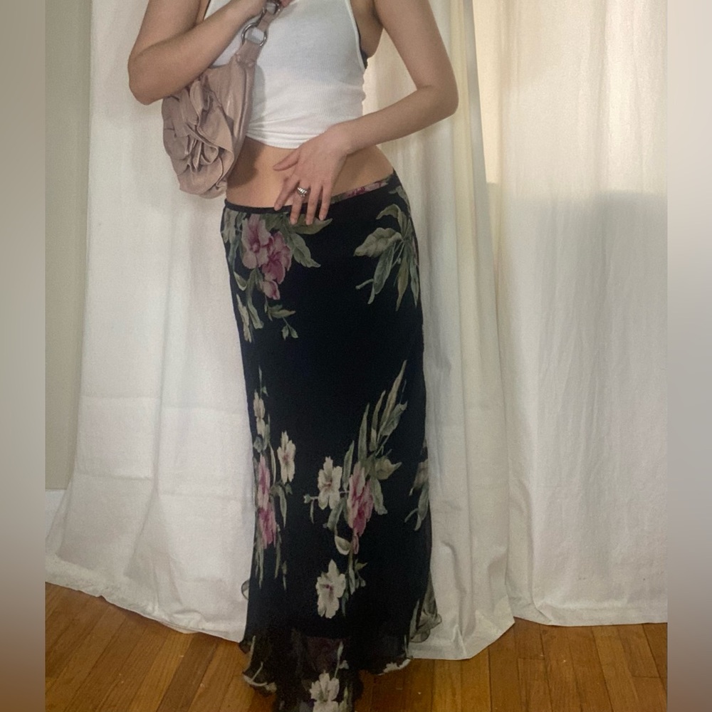 Late 90’s Dark Floral Skirt